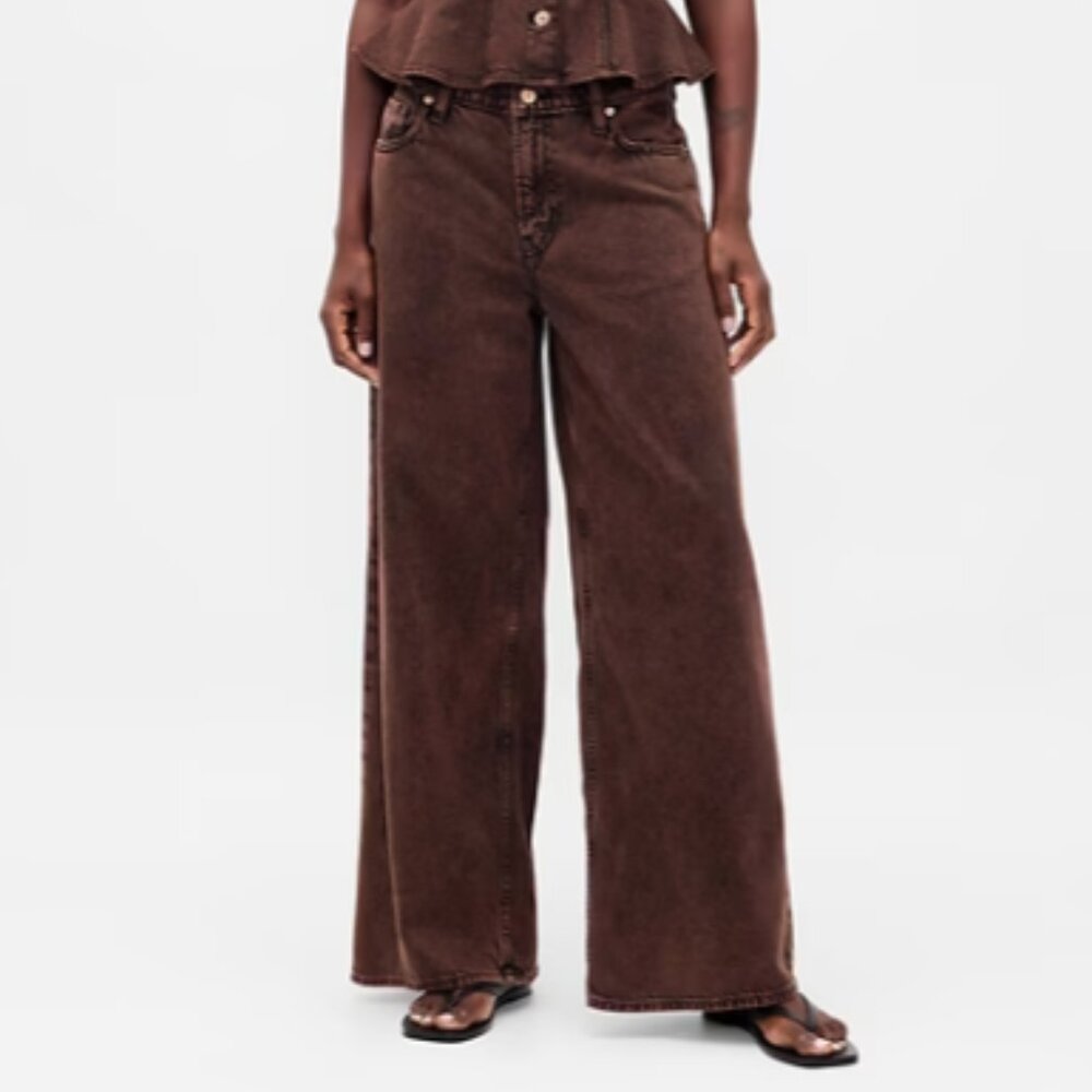GAP Wide Leg Jeans in Dark Brown